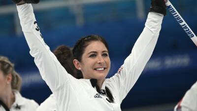 Eve Muirhead - Bruce Mouat - Winter Olympics 2022 - ‘One of the best skips of all time’ - Bruce Mouat hails ‘unreal’ Eve Muirhead after winning gold - eurosport.com - Britain - Beijing - Japan