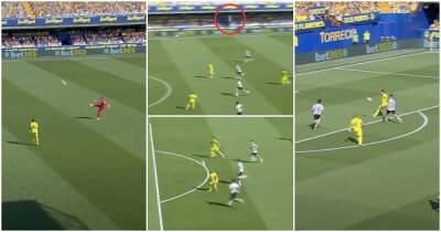 Santi Cazorla's outrageous touch before Villarreal goal in 2020