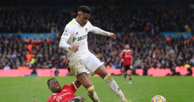 'He's a disgrace!' - Manchester United fans slam Aaron Wan-Bissaka after quick-fire Leeds goals