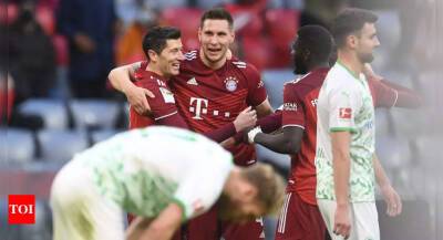 Bayern survive Fuerth scare thanks to Lewandowski brace