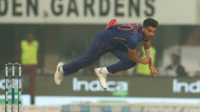 Deepak Chahar Sustains Hamstring Pull In 3rd T20I vs West Indies, Doubtful For Sri Lanka Series