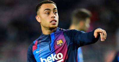 Barca boss Xavi praises 'spectacularly good' Dest after Valencia win - msn.com