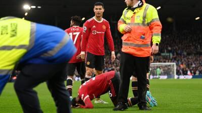 Ralf Rangnick - Marcelo Bielsa - Anthony Elanga - FA to investigate after Elanga struck by object at Elland Road - rte.ie - Manchester
