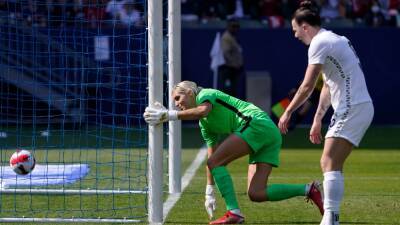 Sophia Smith - Liverpool’s Meikayla Moore scores unwanted hat-trick playing for New Zealand - bt.com - Germany - Belgium - Usa - New Zealand - Los Angeles - county Moore - Liverpool