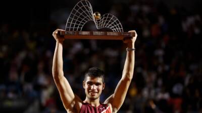 Carlos Alcaraz - Matteo Berrettini - Pablo Andújar - Fabio Fognini - Francisco Cerundolo - Alcaraz overcomes Schwartzman to win Rio Open - tsn.ca - Croatia - Spain - Italy - Brazil - Argentina -  Rio De Janeiro