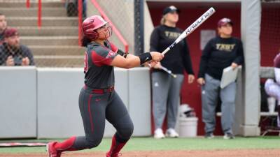 Oklahoma Sooners softball star Jocelyn Alo hits career home run No. 95, tying NCAA record