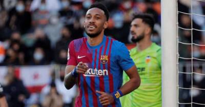 Arsenal star sends message to Pierre-Emerick Aubameyang after Barca hat-trick