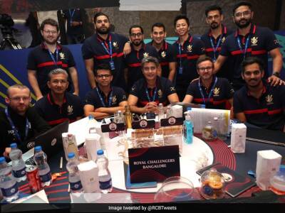 Mike Hesson - Faf Du Plessis - Watch: RCB's Mock-Auction Where They Planned Faf du Plessis' Acquisition - sports.ndtv.com - South Africa -  Delhi -  Chennai -  Bangalore