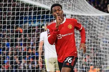 Ralf Rangnick - Paul Pogba - Bruno Fernandes - Luke Shaw - David De-Gea - Diego Llorente - Dan James - Elland Road Has Been Renamed 'Elanga Road' On Wikipedia And Bruno Fernandes Is The Owner - sportbible.com