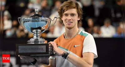 Rublev edges Auger-Aliassime to take Marseille title