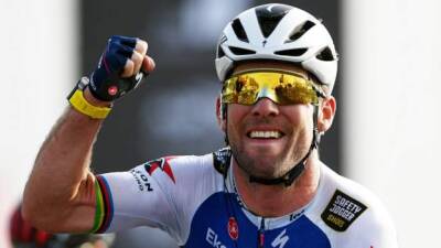 Mark Cavendish wins stage two of UAE Tour