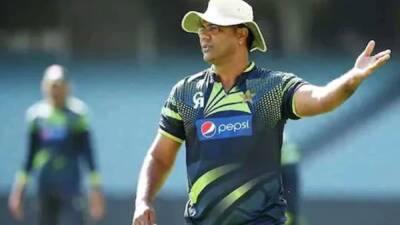 "Legends Are Forever": Waqar Younis' Glowing Praise For Wasim Akram