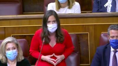 Quién es Belén Hoyo, la diputada 'casadista' que ha pedido el cese de García Egea