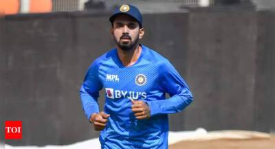 KL Rahul donates Rs 31 lakh for budding cricketer's surgery - timesofindia.indiatimes.com - India -  Mumbai