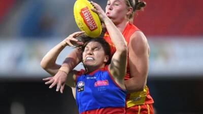 AFLW pupil Rowbottom impresses Suns coach