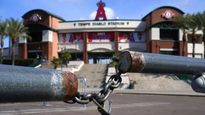 Locked out MLB players meet with owners for 2nd day in a row