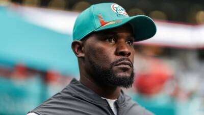 Brian Flores says he declined to sign Miami Dolphins' NDA in order to speak out on treatment by team