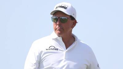Phil Mickelson 'deeply sorry' for comments about Saudis and breakaway golf league