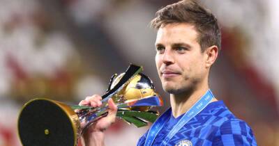 Chelsea have option to extend Azpilicueta's contract but Barcelona remain relentless in transfer pursuit of Blues captain