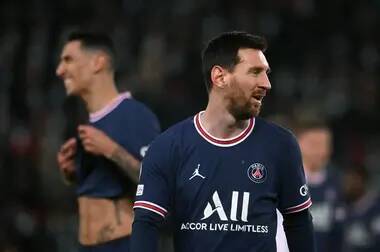 Read More - Fan's Compilation 'Exposes' Major Reason Behind Lionel Messi's Lack Of Goals At PSG, He Isn't At Fault - sportbible.com - France - Argentina