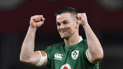 Ireland captain Sexton to return for Italy match