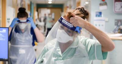 Bravery and comradery on Wythenshawe's last Covid ward - manchestereveningnews.co.uk - Manchester