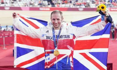 Laura Kenny - Jason Kenny calls time on his record-breaking cycling career - theguardian.com - Britain -  Tokyo