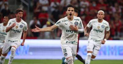 Andrew Downie - Robert Birsel - Raphael Veiga - Soccer-Palmeiras score late to leave Supercup finely balanced - msn.com - Usa