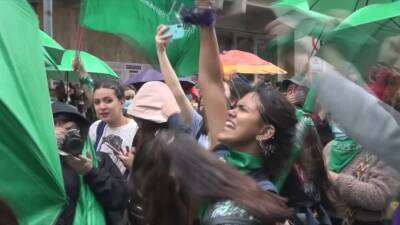 Colombia decriminalises abortion in first 24 weeks of pregnancy - france24.com - France - Brazil - Colombia - Usa