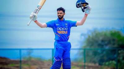 Dasun Shanaka - Jeffrey Vandersay - Ruturaj Gaikwad - Ravindra Jadeja - Jasprit Bumrah - IND vs SL, 1st T20I: BCCI Explains Why Ruturaj Gaikwad Was Not Part Of Playing XI - sports.ndtv.com - India - Sri Lanka