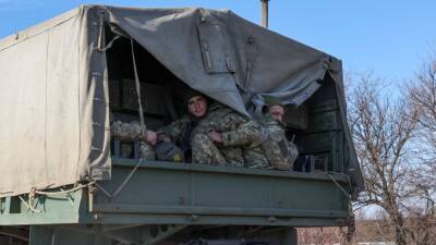 ¿Cuál es el poder militar del ejército de Rusia y cuántos efectivos tiene el de Ucrania?