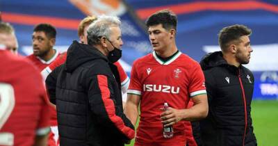 Wayne Pivac - Pivac's decision to drop Rees-Zammit makes no sense, he's the one player capable of lighting up a team that's too defensive and lacks creativity - msn.com - France - Scotland - South Africa - Ireland - New Zealand - county Wayne