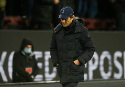 Tottenham latest news: Spurs could 'turn back to Pochettino' if Antonio Conte leaves