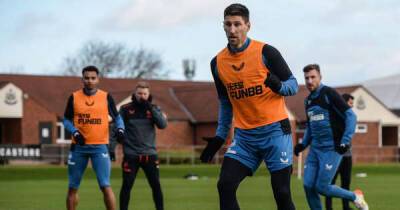 Newcastle United news: Fernandez return provides boost plus latest on Saint-Maximin injury