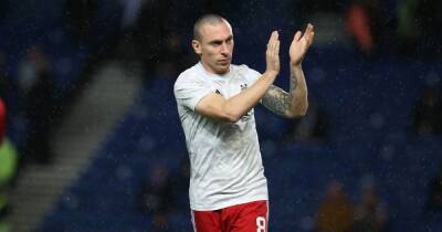 Scott Brown - Jim Goodwin - Stephen Glass - Stephen Robinson - Scott Brown sees Aberdeen role change as Jim Goodwin admits 'I'm a bit of a control freak' - dailyrecord.co.uk - county Brown - county Scott - county Lee - county Barry - county Sharp