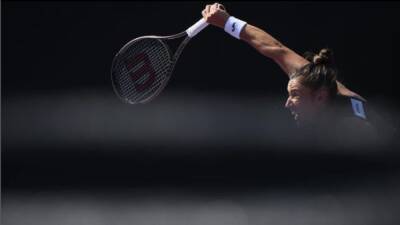 Magdalena Frech - Sorribes derrota a la polaca Frech y accede a cuartos de final - en.as.com