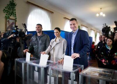 Vladimir Putin - Vitali Klitschko - Wladimir Klitschko - Klitschko brothers, hall of fame boxers, vow to defend Ukraine, say Putin wants to ‘restore fallen empire’ - foxnews.com - Russia - Ukraine - Germany - Usa -  Moscow -  Kiev