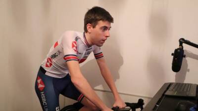 Living room riders racing for rainbow jersey - channelnewsasia.com - Britain - New York