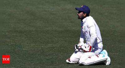 BCCI may ask Wriddhiman Saha to explain breach of Central Contract clause with comments on Ganguly, Dravid, Chetan