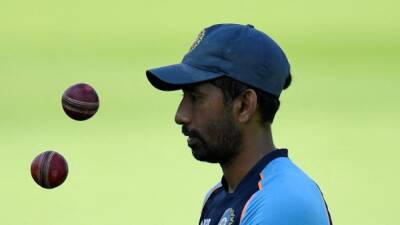 Rahul Dravid - Sourav Ganguly - Wriddhiman Saha - BCCI May Ask Wriddhiman Saha To Explain Breach Of Central Contract Clause With Comments On Sourav Ganguly, Rahul Dravid - sports.ndtv.com - India