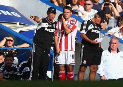 Michael Owen said Tony Pulis' training sessions at Stoke made him retire