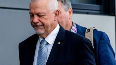 Peponis, Politis quit NSWRL board
