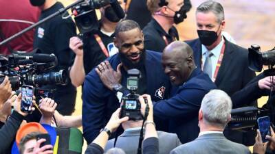 Michael Jordan - Phil Jackson - Isiah Thomas: "Cuando supere a Kareem en puntos, LeBron será el GOAT" - en.as.com - Jordan