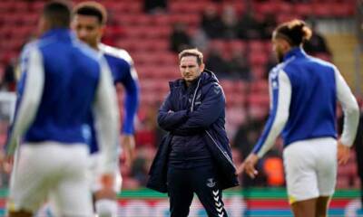 Lampard cannot pass buck as possession-shy Everton flirt with relegation places