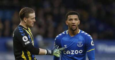 Rafa Benitez - Donny Van-De-Beek - Fabian Delph - 21 duels lost: Lampard will be fuming with "really bad" Everton star, he's a liability - opinion - msn.com - Manchester