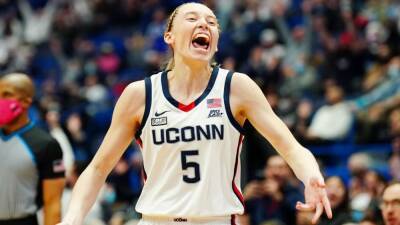 Paige Bueckers returns from 19-game absence, scores 8 points in UConn's rout over St. John's