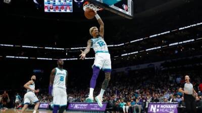 Hornets ride early momentum to blow out Raptors in return from All-Star break
