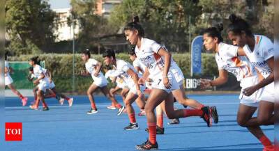 Janneke Schopman - FIH Pro League: Indian women's hockey team looks to continue winning - timesofindia.indiatimes.com - Britain - Spain - Usa - China -  Tokyo - India