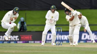 New Zealand vs South Africa, 2nd Test, Day 2: Big-Hitting Colin De Grandhomme Rallies New Zealand As South Africa Dominate