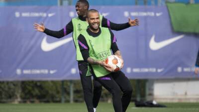 Luuk De-Jong - Jordi Alba - Barcelona | Fiesta en el Estadi; vuelve Alves - en.as.com